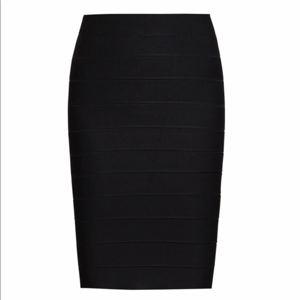 BCBG Classic Bandage pencil Skirt Black sz. small